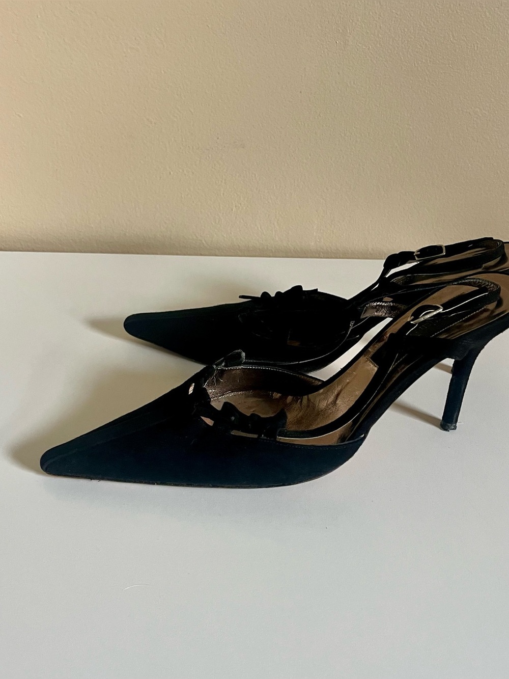 Vintage Christian Lacroix Suede Slingback Pointy Toe Heels with a cute lil bow 🎀